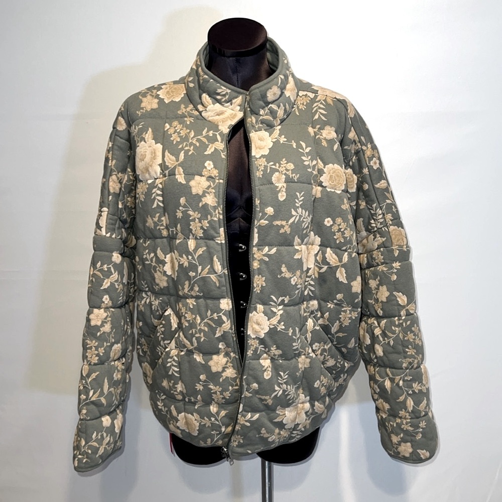 Vintage Floral Print Zip Up Jacket!